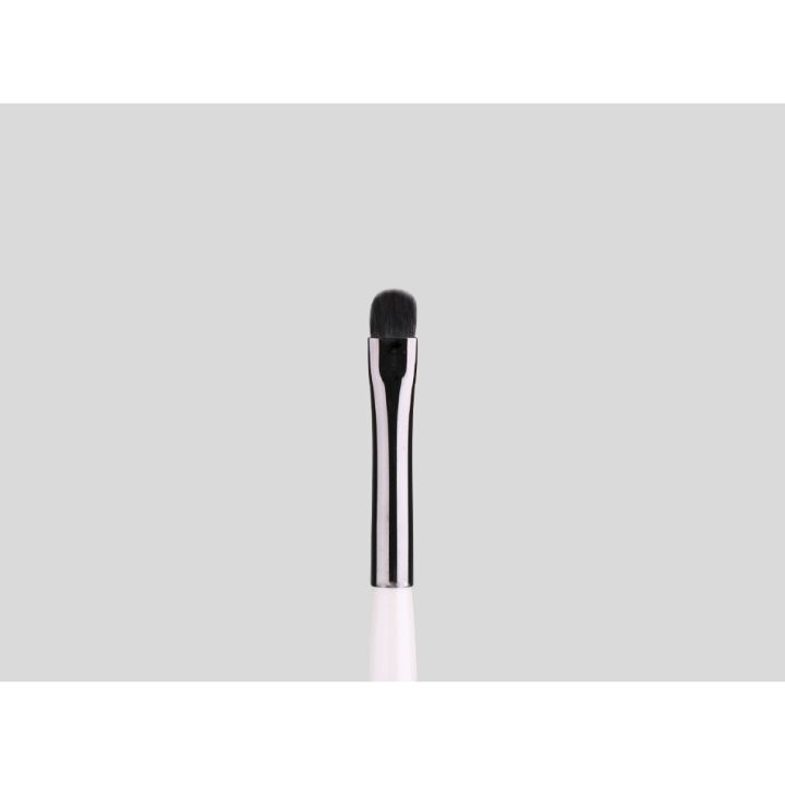 แต่งหน้าเกาหลี-courcelles-แปรงรองพื้น-shadow-brush-no-33-cork-handle-sponge-x1