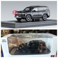 ของเล่นรุ่น Die LCD 1:64 LAND CRUISER LC300-GR SPORT 2022 - BLACK Diecast Model ชุดจำกัด