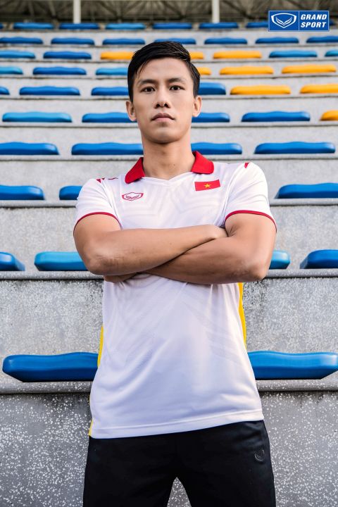 gs-เสื้อฟุตบอล-ของแท้-ทีมชาติ-เวียดนาม-เกรดนักเตะ-สีขาว-เกรด-นักกีฬา-ของแท้-2021-ใหม่ป้ายห้อย-เสื้อกีฬา-grand-sport