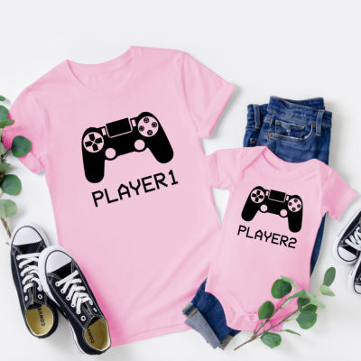 [In stock]player1 player2 video game เสื้อแม่ลูกเสื้อแขนสั้นหน้าร้อน 2022 สไตล์ยุโรปและอเมริกา