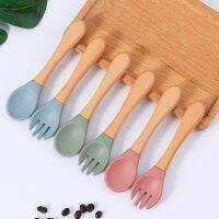 Childrens Wooden Handle Silicone Spoon Spoon and Fork Set Baby Feeding Utensils Kid Training Eat Solid Food Dishes Baby Things Bowl Fork Spoon Sets