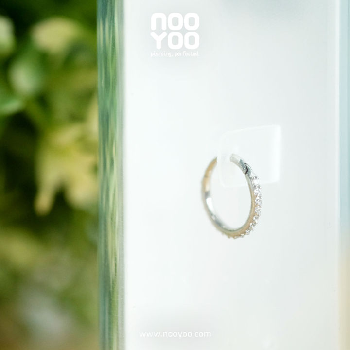 nooyoo-ต่างหูสำหรับผิวแพ้ง่าย-crystal-hinged-ring