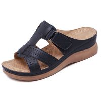 Men Women Slippers Fashion Solid Color Casual Slipper EVA Non-Slip Shoes Womens Summer Sandals Outdoor Beach Slides