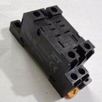 PTF08A-E ซ็อกเก็ต รีเลย์ 8ขา สำหรับ LY2 SOCKET RELAY ยี่ห้อZTสินค้าคุณภาพราคาย่อมเยาว์(แพ็คละ10ตัว)