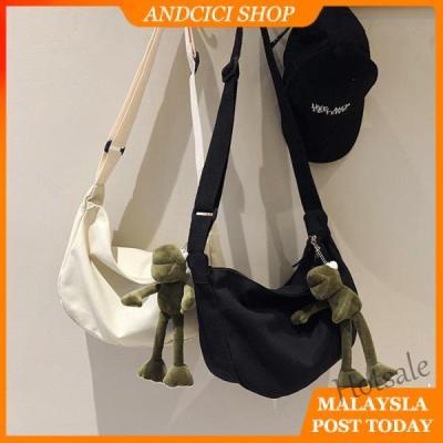 【hot sale】✵ C16 【Ready Stock Malaysia】 Korean Canvas Messenger Bag Student Canvas Bag Woman Trend Fashion Hip Hop Large Capacity Crossbody Shoulder Bag