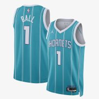 เสื้อบาสเกตบอลเกรดดีที่สุด ทีม Lamelo Ball Charlotte Hornets Icon Edition 2022/23 SwingMan Jersey รับประกันคุณภาพ100%