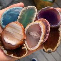 Natural Agate Geode Polished Irregular Crystal Slice Stone DIY Pendant Mineral Reiki Healing Chakra Stone for Home Decoration