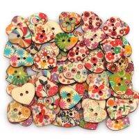 50Pcs Heart Shaped Painted 2 Hole Wooden Buttons   for Sewing  Scrapbooking  Crafts  Jewellery making  Knitting 7NK91 Haberdashery