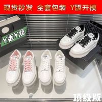 C0D Xiaoxiangfeng panda Sneakers nữ 2023 mới bằng da muffin đế dày ren cao cấp giản dị bánh quy giày trắng