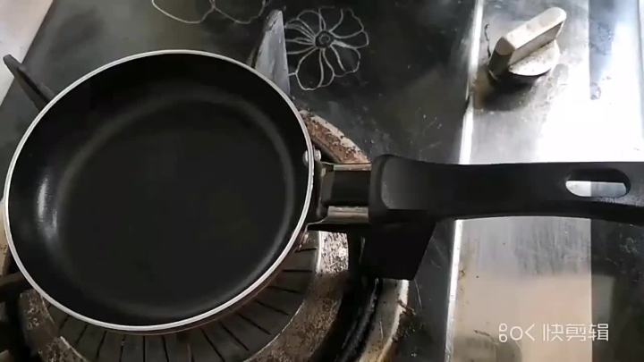 Mini Frying Pan Non-Stick Steel Frypan Pot Saucepan Random Color
