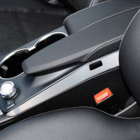 รถจัดแต่งทรงผมสำหรับ Benz C E Class W204 W212ภายในคอนโซลกลาง Handrest Armrest กล่องตกแต่งสติกเกอร์รถ Trim