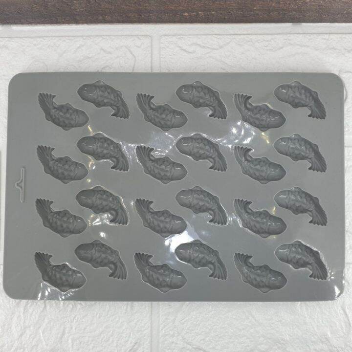 gl-แม่พิมพ์-ซิลิโคน-ปลาคาร์ฟ-ตัวเล็ก-24-ช่อง-คละสี-small-carp-silicone-mold