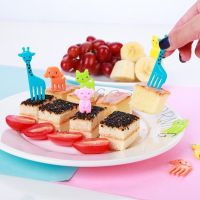 1 Set Fruit Fork Non-breakable Non-slip Decorative Cute Mini Toothpick Creative Cartoon Kid Animal Cute Bento Fork Home Supply