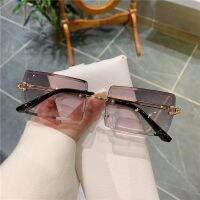 [แฟชั่น] Square Frameless Clip Shades สำหรับผู้หญิงขายส่ง Retro Vintage Designer แว่นตากันแดดแฟชั่นสำหรับผู้หญิงและผู้ชาย Alloy Golden Car