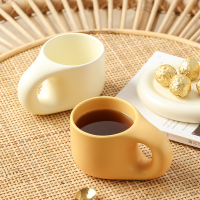 ชุดเครื่องลายครามกาแฟ Xicaras Fofas E Diferentes ถ้วยชาน่ารักคู่แก้วกาแฟคู่แบบใช้ซ้ำได้หรูหราแบบพกพา
