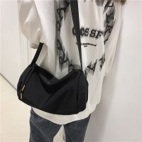 [COD] Cross-border 2 023 new mens and womens bag fashion commuter nylon portable shoulder Messenger one drop