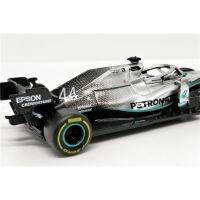 โมเดลรถยนต์Bburago 1 : 43 F 1 2019 อุปกรณ์เสริมสําหรับ Mercedes Benz Amg Petronas W 10 Eq Power # 44 Hamton # 7