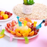 Fashionable and Lovely Animal Fruit Fork Mini Cartoon Children Snack Cake Dessert Pick Toothpick Bento Lunches Party Decoration