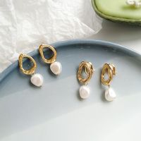 【YF】 Korea Simple Personality Irregular Geometric Clip Earrings Fashion Temperament Imitation Pearl Jewelry Girl Womens Accessories