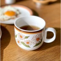 ♡K-Living♡ [COMMON KITCHEN] Retro Daisy Mug 320ml