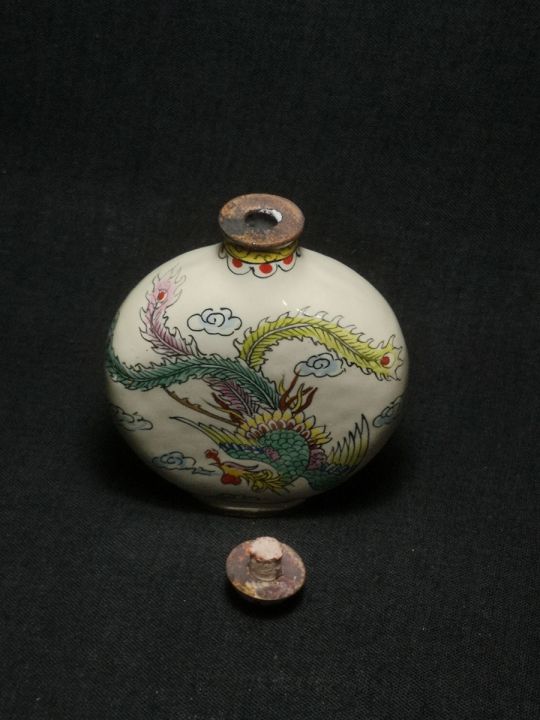 yizhu-cultuer-art-collection-vintage-art-chinese-cloisonne-painting-dragon-phenix-snuff-bottle-decoration