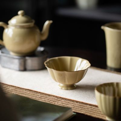 Ding Ware สีเหลือง Handmade ดอกทานตะวันถ้วย Master ถ้วย Kung Fu ชุดชาชาชิมถ้วย High-End ถ้วยชาชามถ้วย Ceremonial ถ้วย