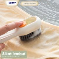 ชีวิตสีสันสไตล์ใหม่ Sikat Pembersih Multifungsi D53 Sikat Pembersih Sepatu/baju แปรงทำความสะอาดกับเครื่องจ่ายสบู่เหลว