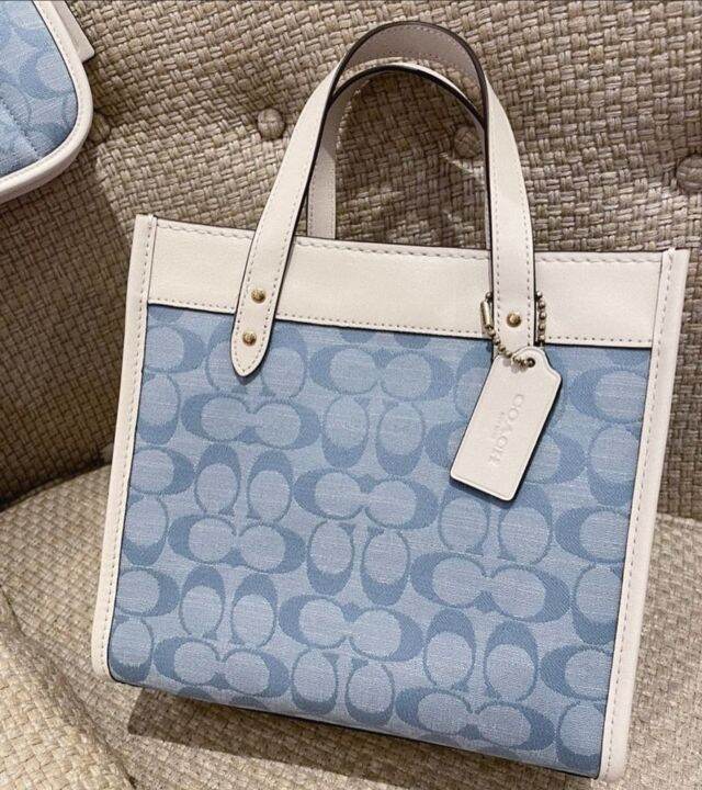 Coach signature chambray online canvas tote