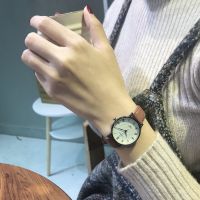 【Hot Sale】 female student simple literary retro style ulzzang quartz watch Korean version college