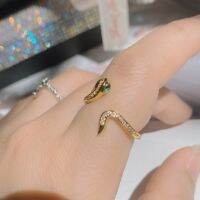 [COD] Versa retro niche micro-inlaid green spinel snake ring plated cute all-match personality