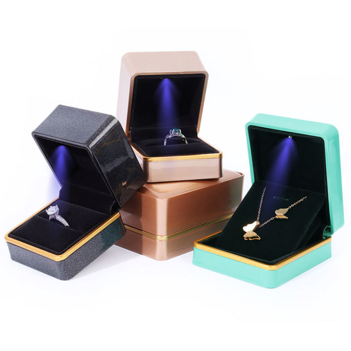 short-plush-bead-treasure-box-earnail-jewelry-box-rounded-gold-edge-led-light-box-led-light-jewelry-box-led-light-necklace-box