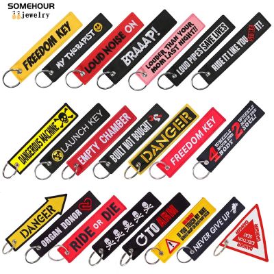 SOMEHOUR Embroider Aviation Keychain Collections Remove Before Flight Tag Holder Fobs Motorcycle Car Bag Keyrings Men Women Gift Key Chains