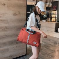 Travel bag, large capacity bag fashion Korean version外出旅游旅行袋，大容量包包时尚韩版