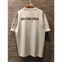 HG BALENCIAGA MEDIUM FIT BACK LOGO PRINT T-SHIRT เสื้อยืดคอกลมแขนสั้น แบรนด์บาลองเซียก้า สกรีนตัวหนังสือโลโก้ เสื้อยืดคอกลม