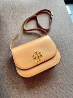 กระเป๋าสะพายข้าว ขนาดกลาง TORY BURCH BRLTTEN SMALL SADDLE BAG