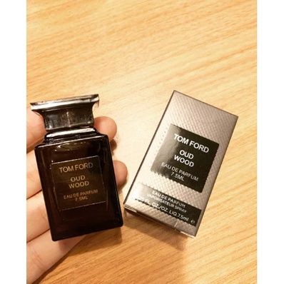 Nước hoa Tomford mini Oud Wood  - Mùi mát mẻ 