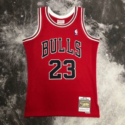 Mens 2023NBA Chicago Bulls Michael Mitchell Ness Red 1997-98 Hardwood Classics Authentic Basketball Jersey
