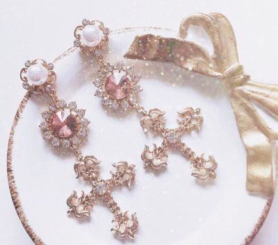 พิสดารแววเพชรมุกข้ามขาเงินต่างหูแฟชั่นหรูหราหรูหราต่างหูแต่งงานBaroque glitter diamond pearl cross silver pin earrings luxury elegant fashion wedding earrings