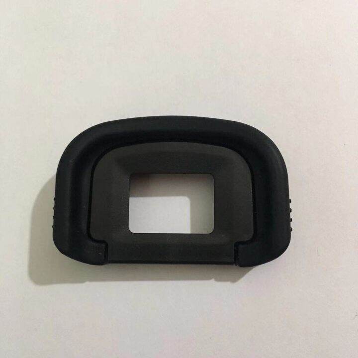 Cao su Eyecup là một phụ kiện quan trọng và giúp bảo vệ mắt của bạn khi sử dụng máy ảnh trong nhiều giờ liên tục. Với chất liệu cao su có độ bền cao, Eyecup giúp bạn thoải mái hơn khi sử dụng máy ảnh. Hãy xem hình ảnh liên quan để thấy sự khác biệt trước và sau khi sử dụng cao su Eyecup.