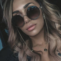 Fashion Ladies Round Oversized Sunglasses Women Brand Designer Luxury Metal Chain Sun Glasses Female Sexy Luxury Eyewear UV400