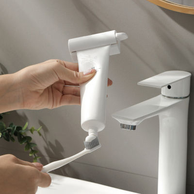 Hot Wall Mount แขวนยาสีฟันหลอด Squeezer แม่เหล็ก Force Self-Adhesive Rolling Tube ยาสีฟันผู้ถือยาสีฟัน