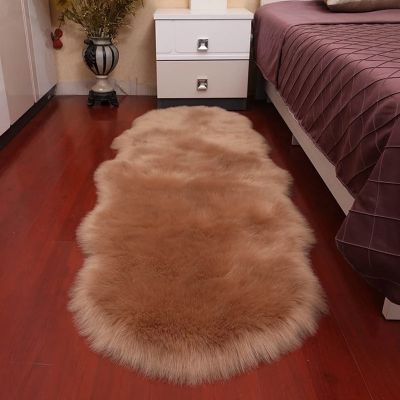 2023 New Plush Soft Sheepskin Bedroom Carpet Imitation Wool Pad Long Hair Bedside Mat Sofa Cushion Rugs Living Room Fur Carpet