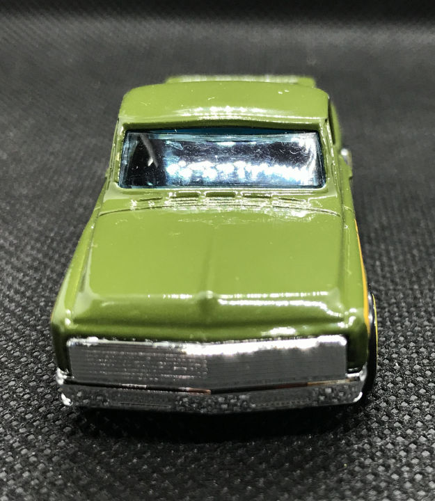 hotwheels-69-chevy-pickup-สีเขียว