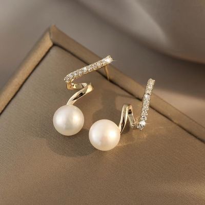 Fashion earrings ต่างหูเงินแท้925 เวอร์ชั่นเกาหลีแฟชั่น Style รูปแบบใหม่ (สินค้าพร้อมจัดส่ง)