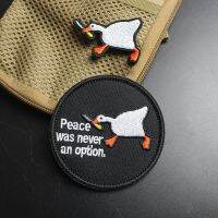 hotx【DT】 Geese Biting Knives Embroidery Patches Badges Take Weapons Was Never An