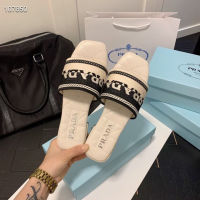 PradaˉSlippers wear all-match fairy style flat bottom slippers female large 42 yards 2023 summer new p embroidered slippers