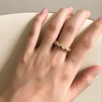 whisper.ring - Blissy Heart Ring