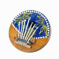 คีย์บอร์ดร่างกายกะลามะพร้าวธรรมชาติทาสีสีเปียโน Kalimba Thumb 7ปุ่มเครื่องดนตรีสำหรับงานฝีมือของขวัญสำหรับเด็กมือใหม่