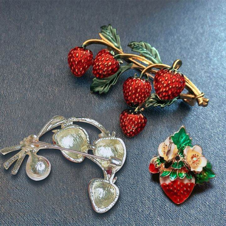 enamel-strawberry-brooches-fruit-cute-flower-strawberry-girl-brooch-enamel-silk-scarf-buckle-clothing-diy-hat-bag-accessories