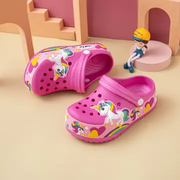 Little girl best sale unicorn crocs